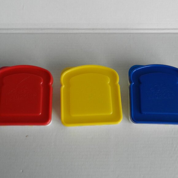 Red, Yellow and Blue Wonder Bread Sandwich Packer School Lunches Box Plastic - Picture 2 of 6